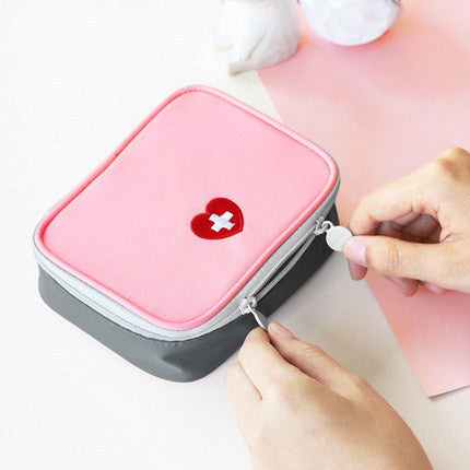 Portable Travel First Aid Kit – Compact Emergency Set